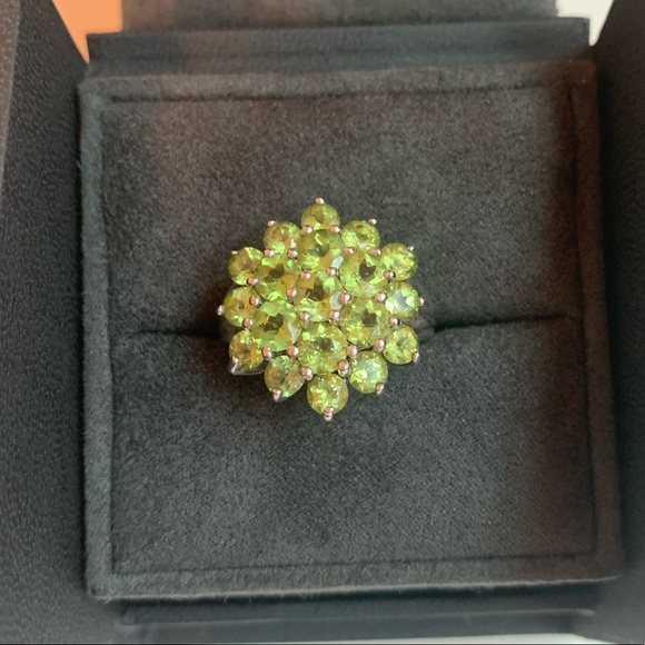 Peridot Ring in Sterling Silver - Picture 10 of 10